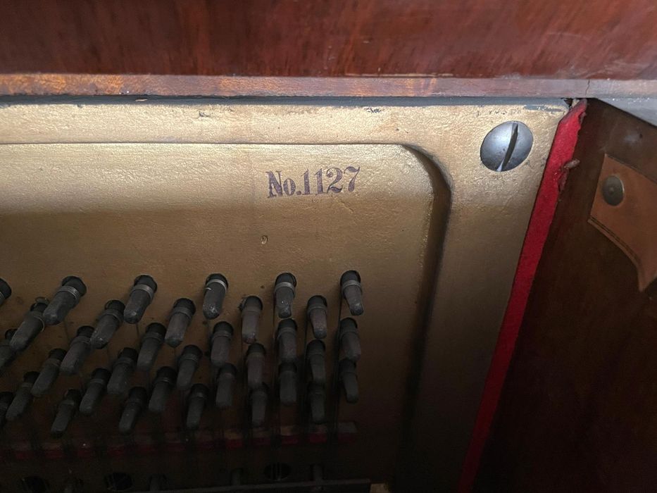 Pianino A.Klose Brieg