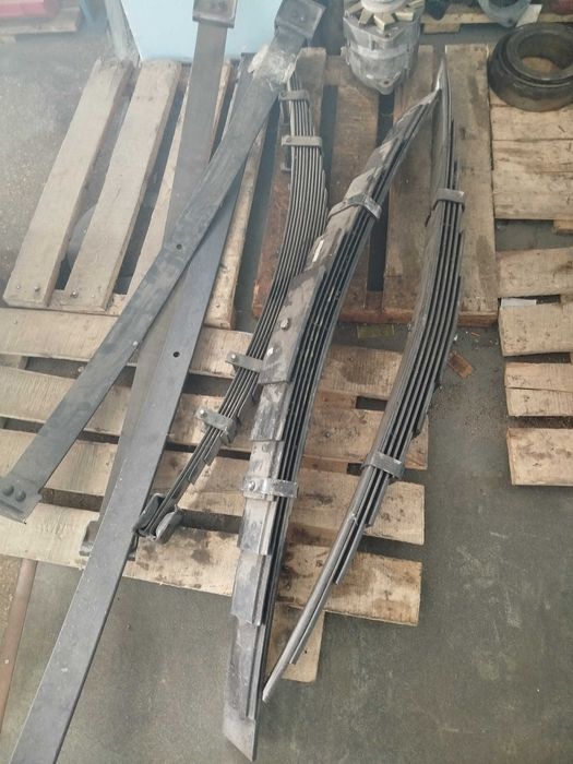 Ресора- ГАЗ-53перед.Ресора (підресорн-7л) усилЗІЛ-4331