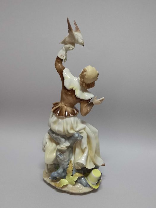 Sokolniczka, figurka Hutschenreuther, proj. H. Achtziger