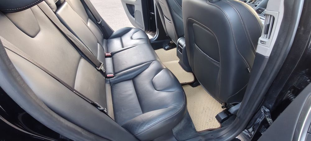 Продам Volvo xc60  т5