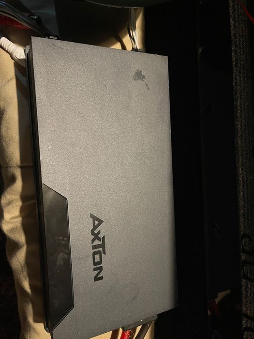 Som automativo con poucos dias de uso