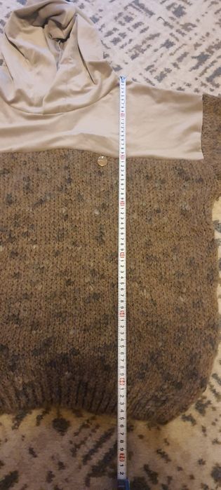 Sweter płomyk firmy Minouu