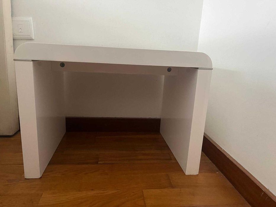 Mesinhas de cabeceira (lacado branco) | Mesa cabeceira