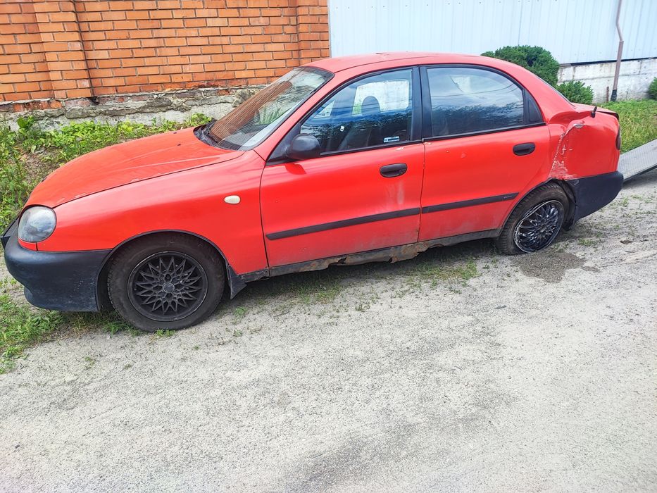 Продам по запчастям деу Ланос 1.5 и 1,4
