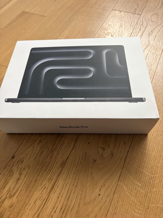 MacBook Pro 13" M2 (2022) – 16 GB RAM / 256 GB SSD – Stan idealny