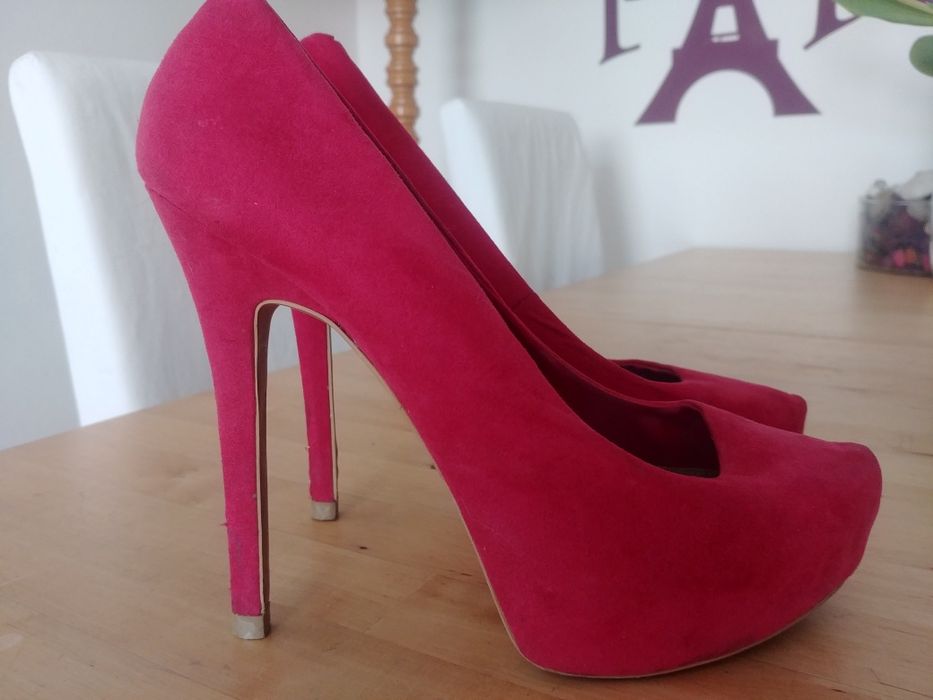 Szpilki platforma bershka