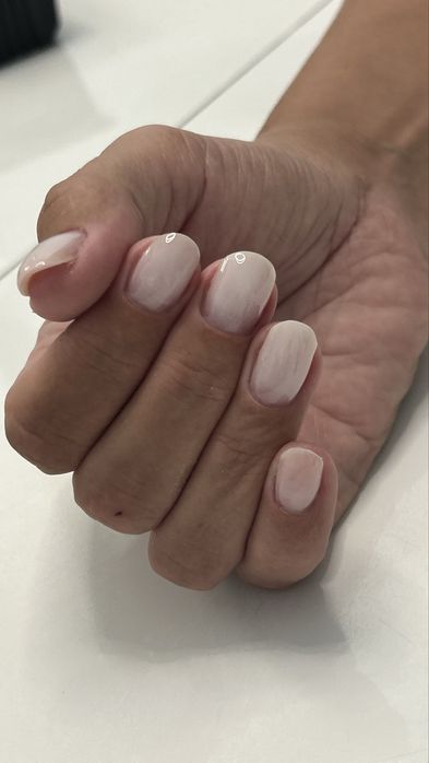 Manicure / Pedicure /henna