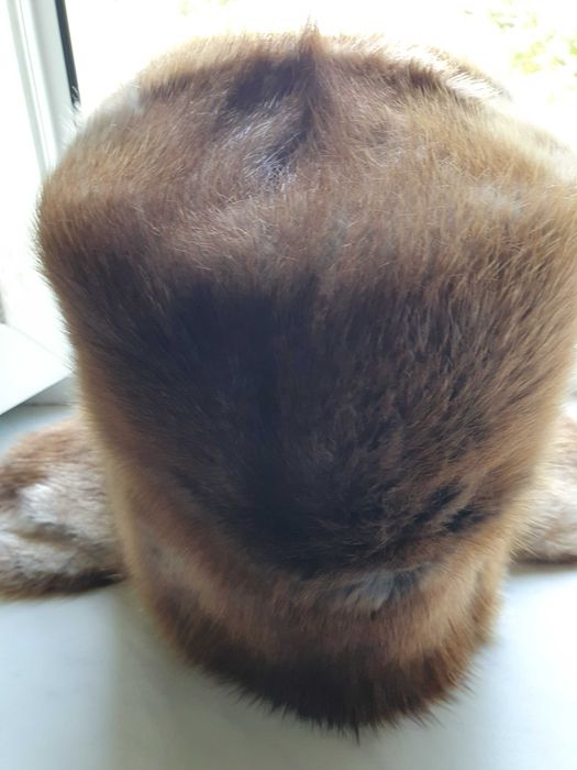 Шапка -ушанка  мужская  из ондатры 59-60 и женская из норки \фото\