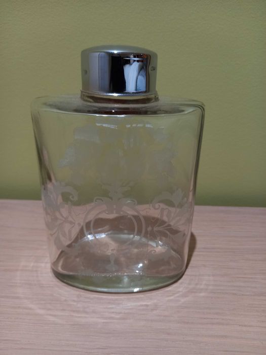 Handcrafted Glass Bottle443111905711237120