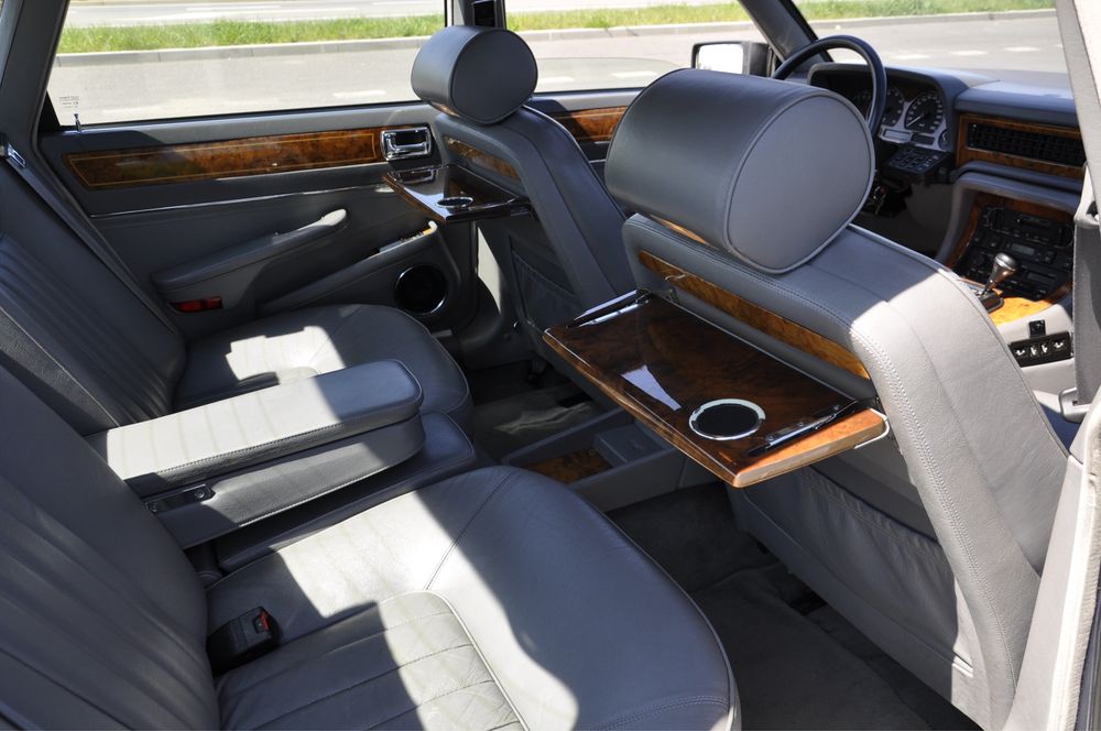 Jaguar Daimelr XJ40 4.0 Benzyna . E38 W140 W124 W123