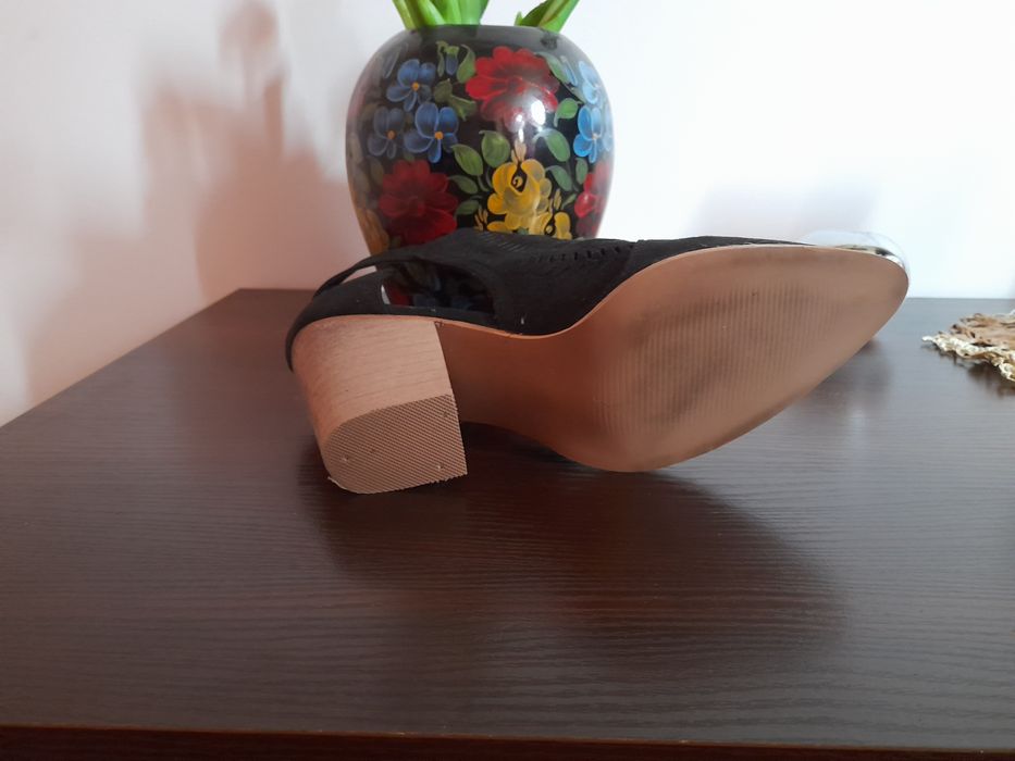 Eleganckie buty damskie.
