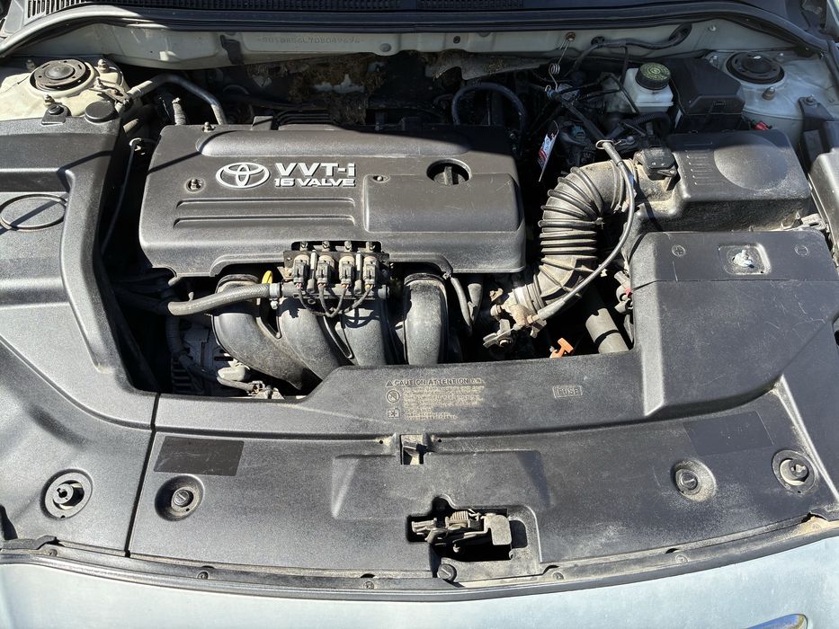 Toyota avensis 1.8 LPG Automat