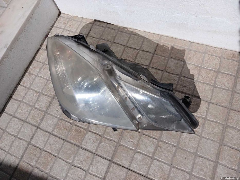 Farois Originais Mercedes Benz C207