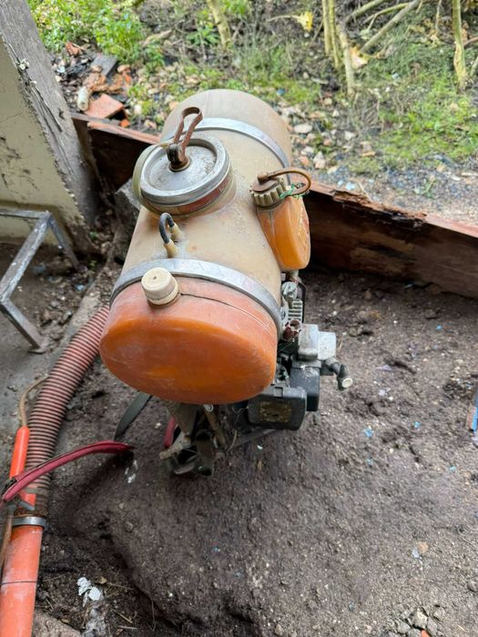 Vendo Máquina SULFATAR vinha a MOTOR