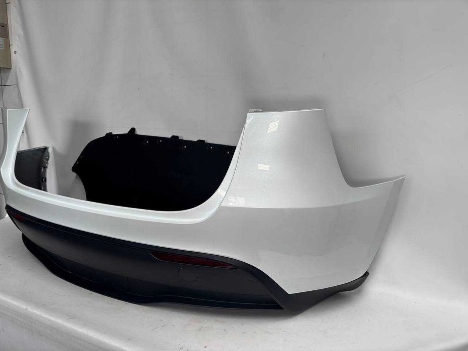 Бампер задний комплектный без парктроников Tesla Model Y 2023 PPSW