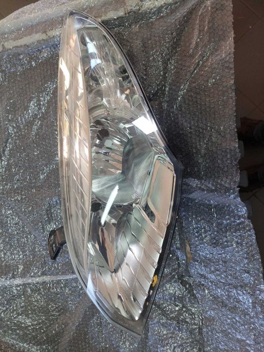 farol esq Renault megane 3