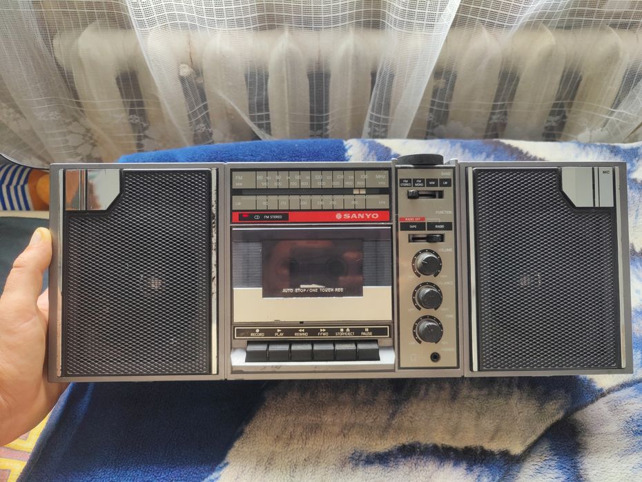 Магнітофон Sanyo M9707l