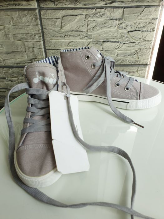 Кеди кросівки тканеві високі на шнурках diadora 31