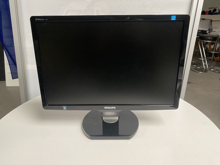 Монитор Philips 190C1 LED