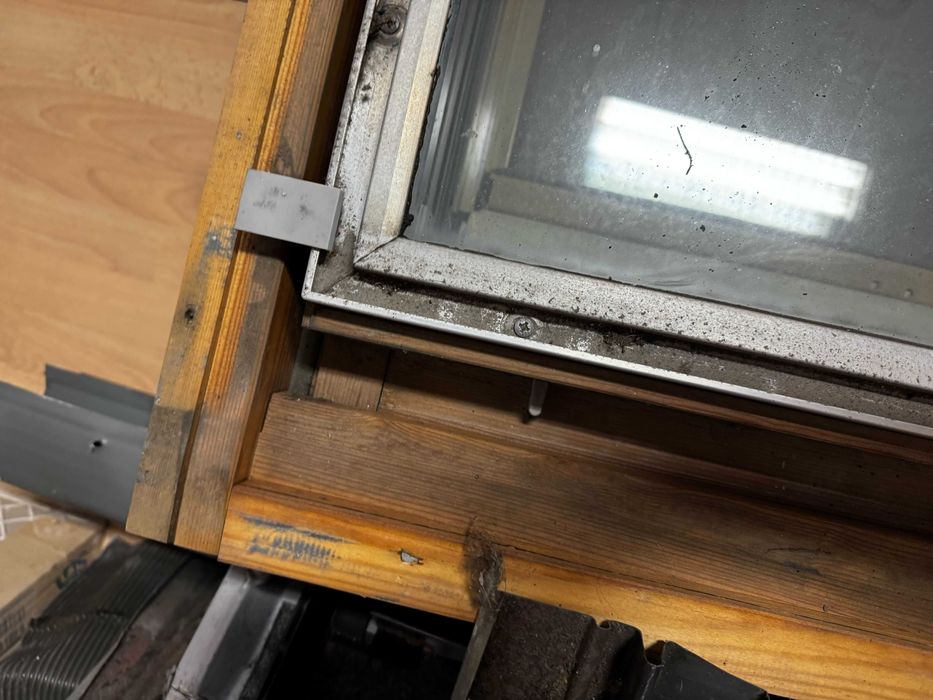 Oddam zdemontowane okna dachowe za darmo