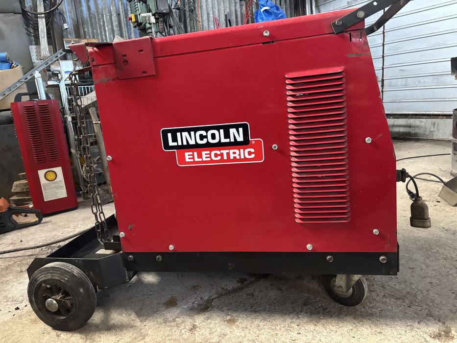Spawarka Lincol Electric Square Wave Tig 275