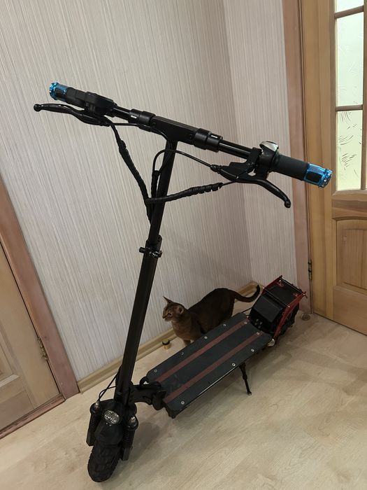 Самокат Tesla 16000 з мотором 1000W, акумулятор на 16000mAh