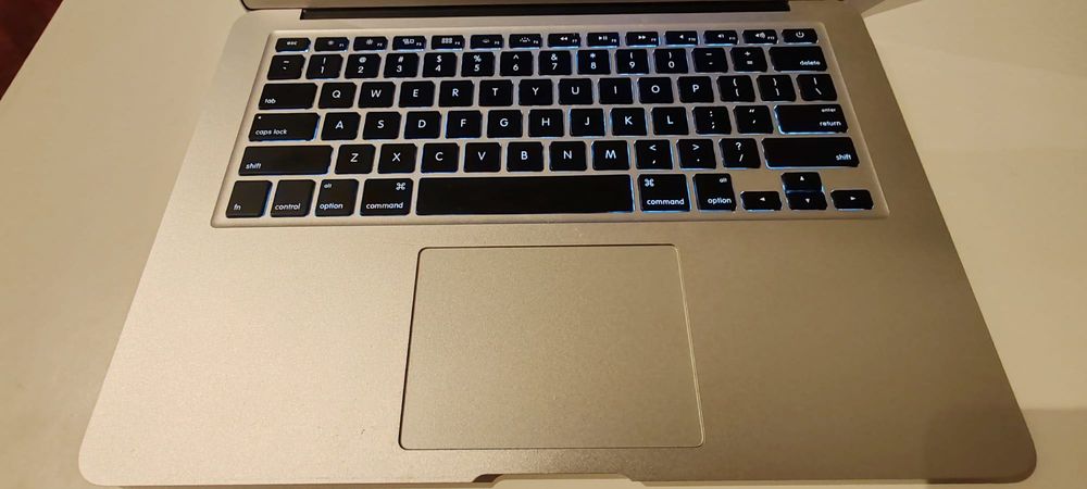 MacBook Air 13 polegadas 2017 - 8GB DDR3 / 128GB