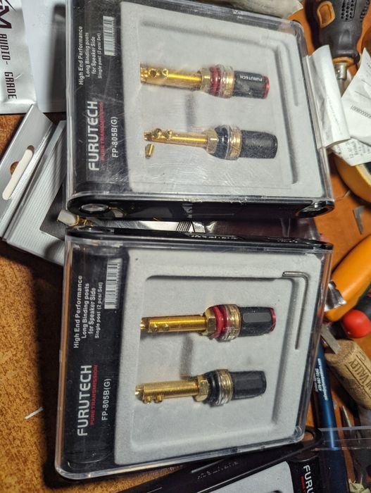 Продам комплект  якісних конекторів для USB 2.0 кабеля.