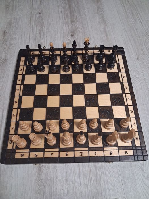 Szachy drewniane 54x54