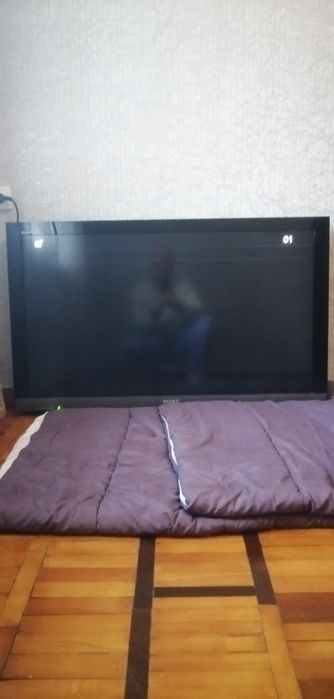 Телевизор Sony 46" lcd