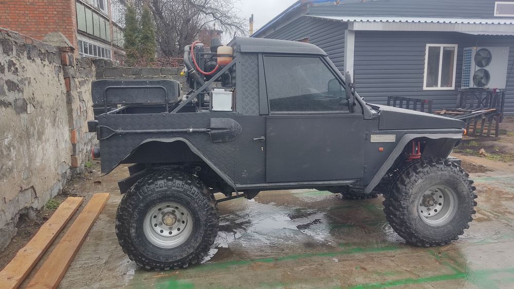 Продам вездеход танк для бездорожя