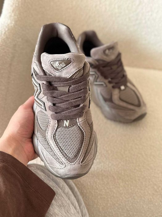 New Balance 9060 Brown Жіночі кросівки НБ трендовий колір 2026