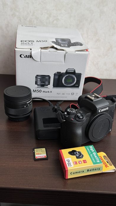 Canon EOS M50 Mark II + розширений комплект