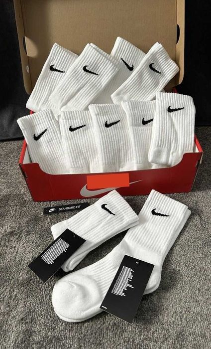 Шкарпетки Найк white/black середньої довжини