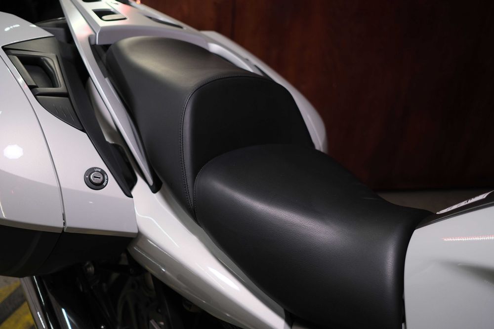 BMW K1600GT із Японії