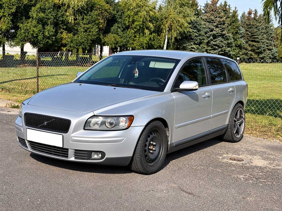 Volvo V50