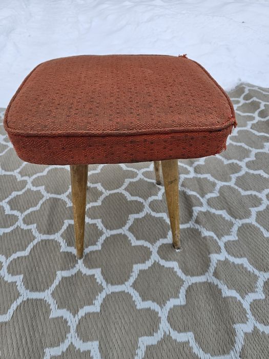 Taboret patyczak prl