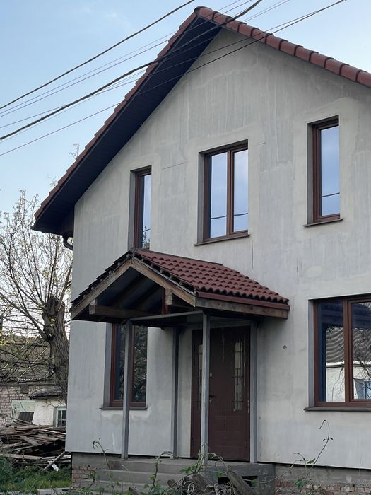 Будинок  біля ріки . Гданцівка