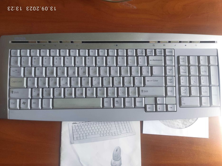 Радиоклавиатура и оптическая мышь Sigma KMS-500