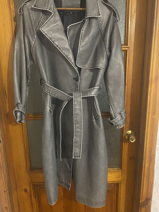 Плащ з еко шкіри