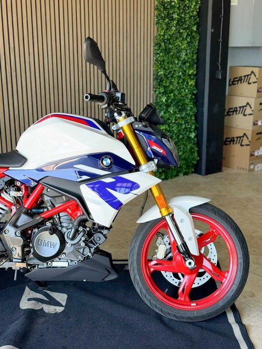 BMW G310R de 2022