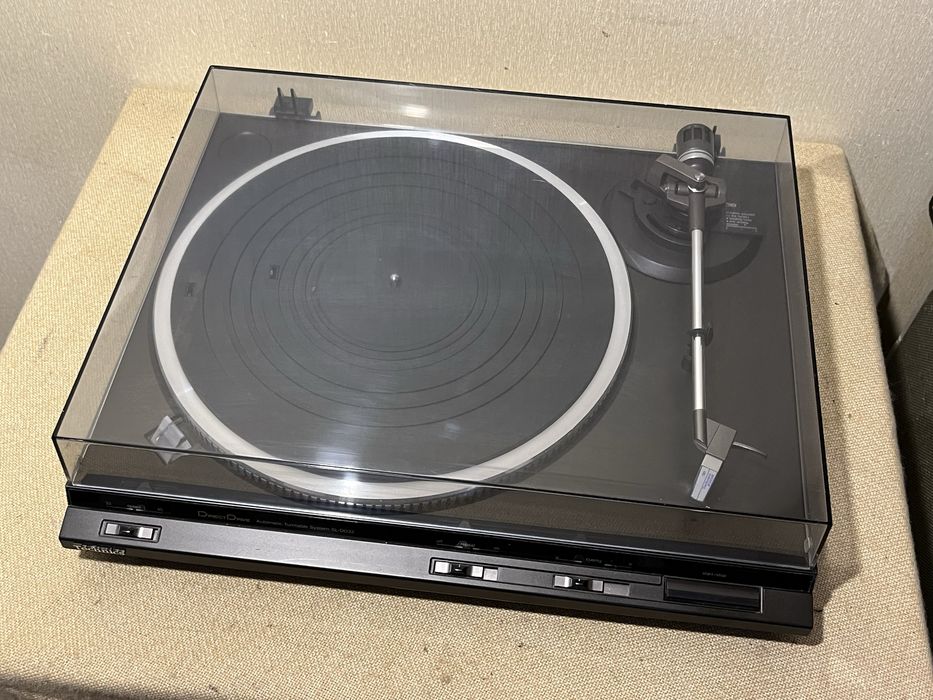 Автоматический проигрыватель винила TECHNICS SL-DD33 DIRECT DRIVE