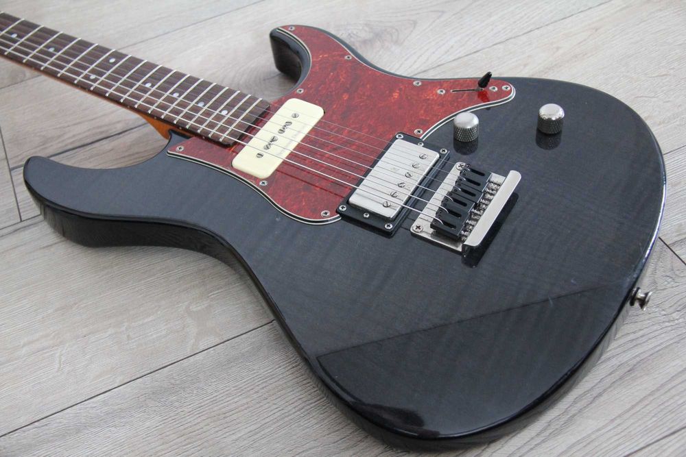 Yamaha Pacifica 611HFM