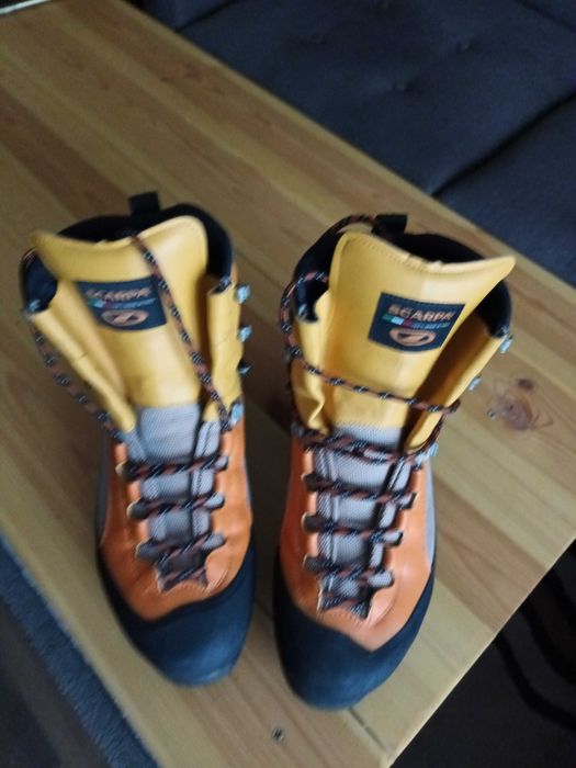 Buty Scarpa Charmoz 43 ( 28cm) stan jak nowe