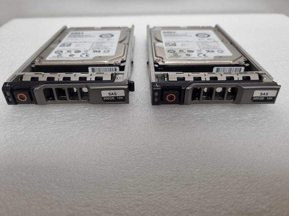 2x Disco SAS 10K DELL 300GB 2,5'