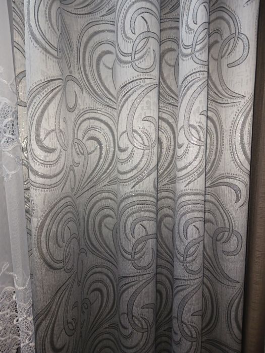 Zasłony srebrne z połyskiem