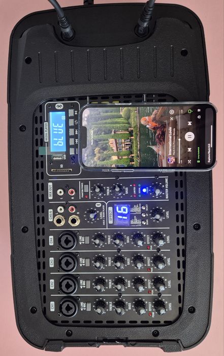 Aluguer de Coluna de Som com Tripe e 2 microfone