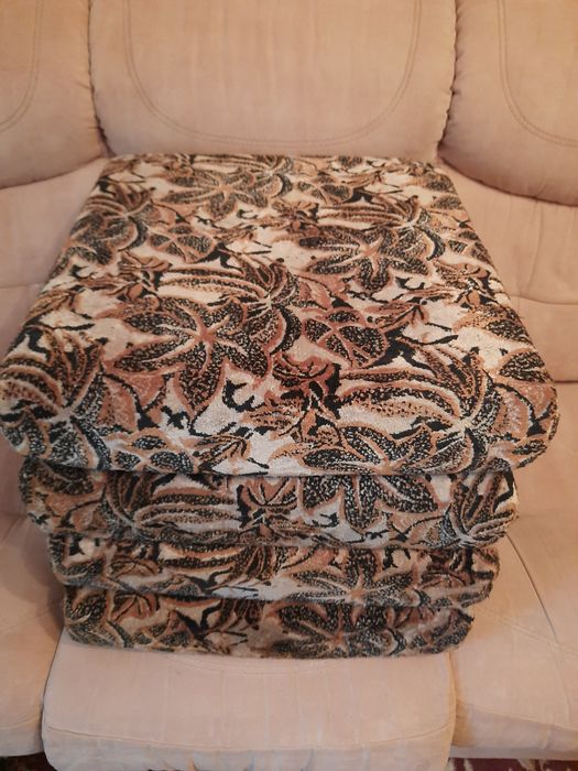 Подушки мебельные 2шт.