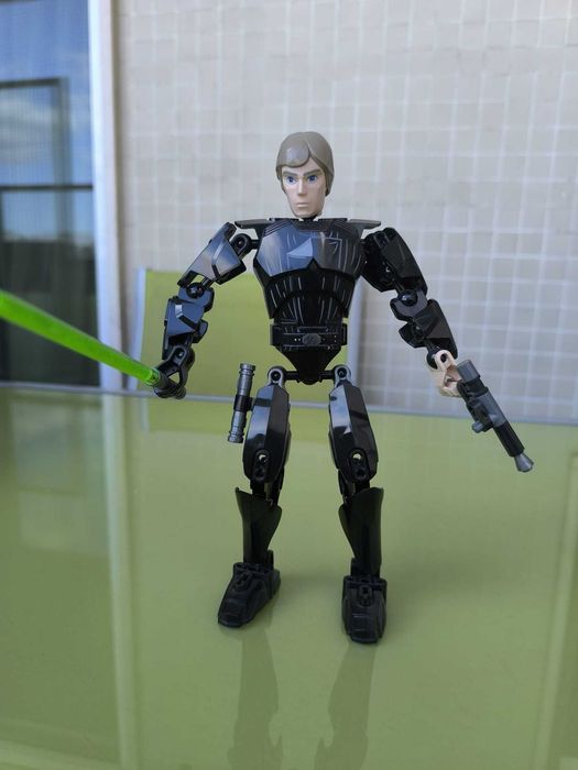 Conjunto de 5 figuras LEGO Star Wars altura entre 25 e 30cm