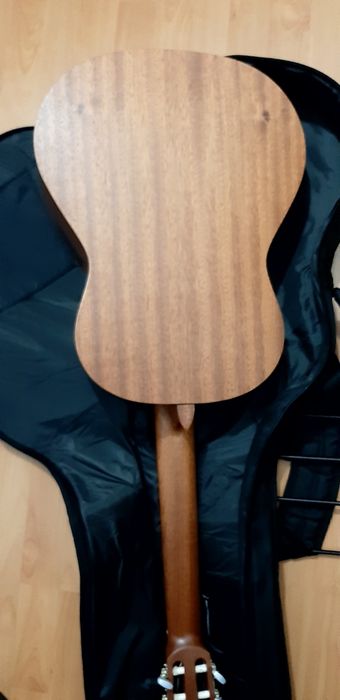 GUITARRA nova com saco mochila